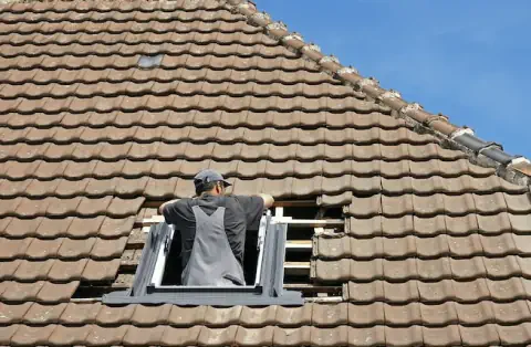 Pose de velux à Bouhet